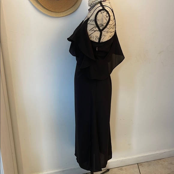 NWOT Forever 21 | Women’s Black Sheath Dress with Ruffled Flutter Sleeves XL - Picture 6 of 9